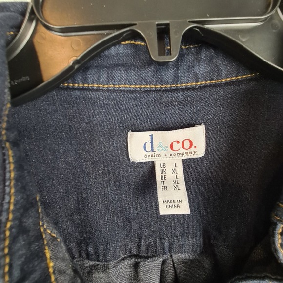 Denim & Co. Women's Denim Button Down Shirt Large Classic Western Rodeo Roll Tab - Picture 2 of 7